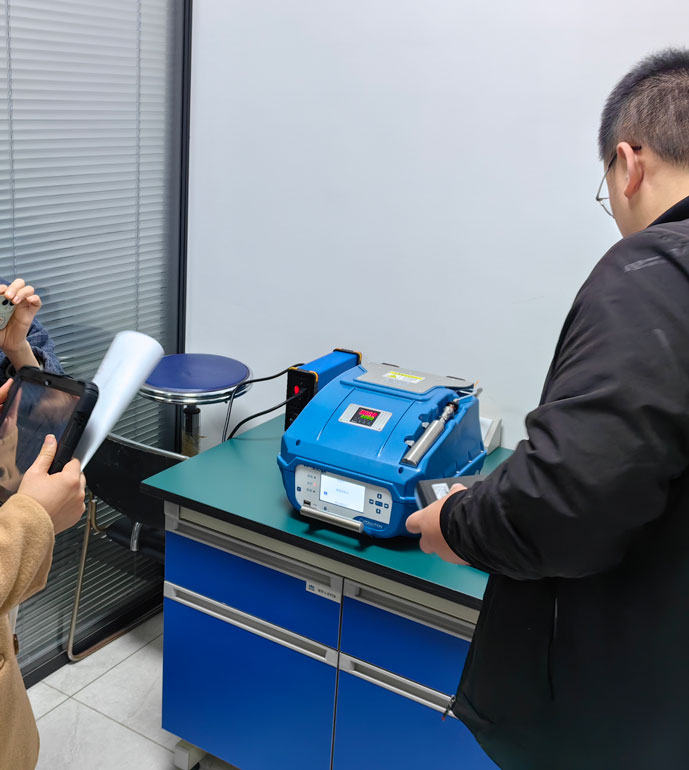 湖南省株洲生态环境监测中心PF-300便携式非甲烷总烃分析仪交货验收